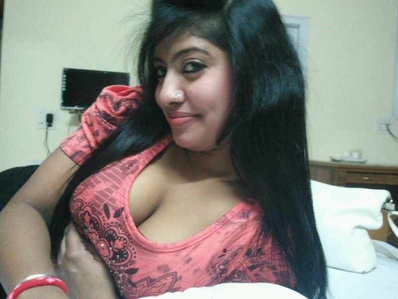 Housewife Escort Service Bangalore - Harkiran